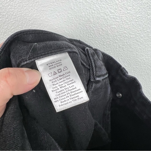 EVERLANE Mid Rise Black Jeans Sz 26 - Picture 6 of 7